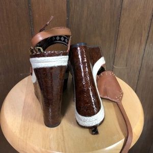 Size 11 brand new Jessica Simpson wedge